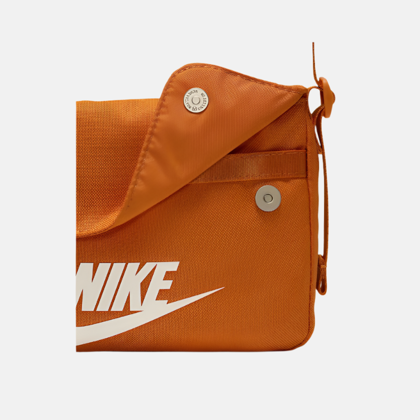 Nike Sportswear Women's Futura 365 Cross-body Bag (3L) -Monarch/Monarch/Sail