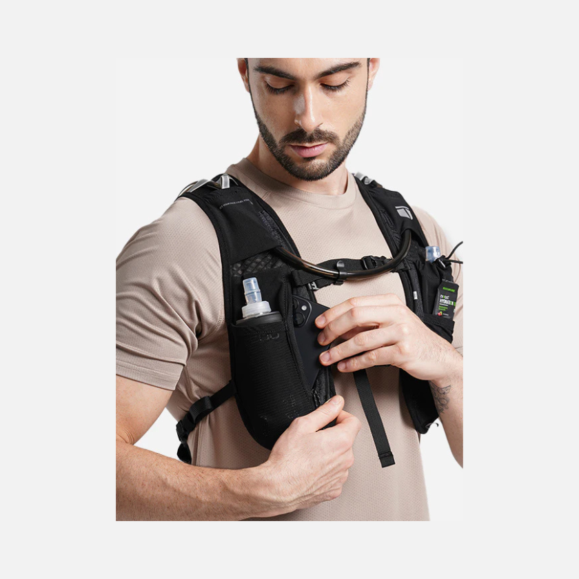 Tego Pacer-Trail Vest -Black/Grey