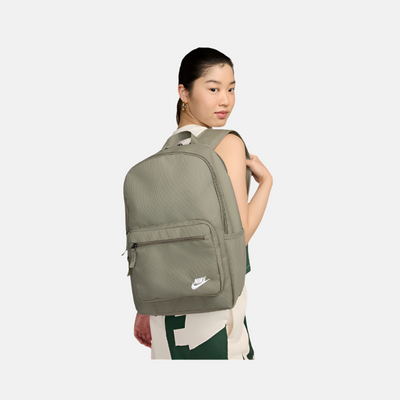 Nike Heritage Eugene Backpack (23L) -Light Army/Light Army/White