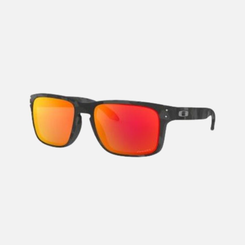 Oakley Holbrook Sunglasses Matte Black Camo Prizm Ruby