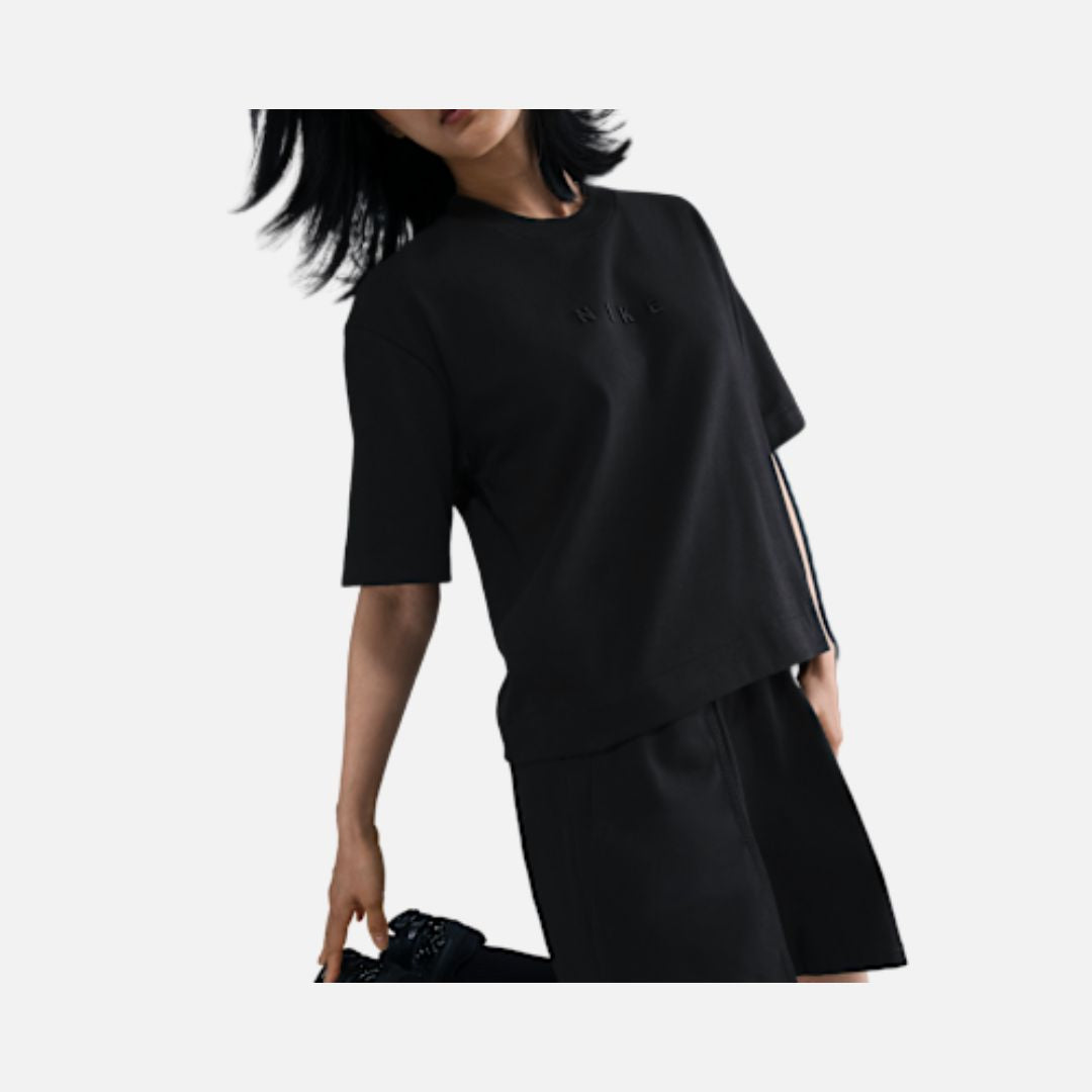 NIKE Women's Short-Sleeve Top