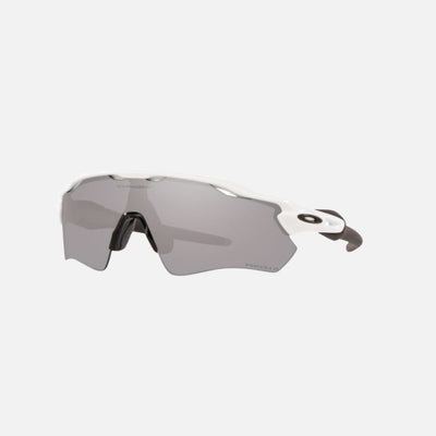 Oakley Sunglasses Bundle RADAR EV PATH Polished White and Eyewear Cleaning Kit