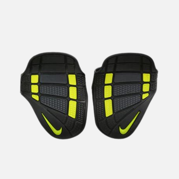 nike alpha grip