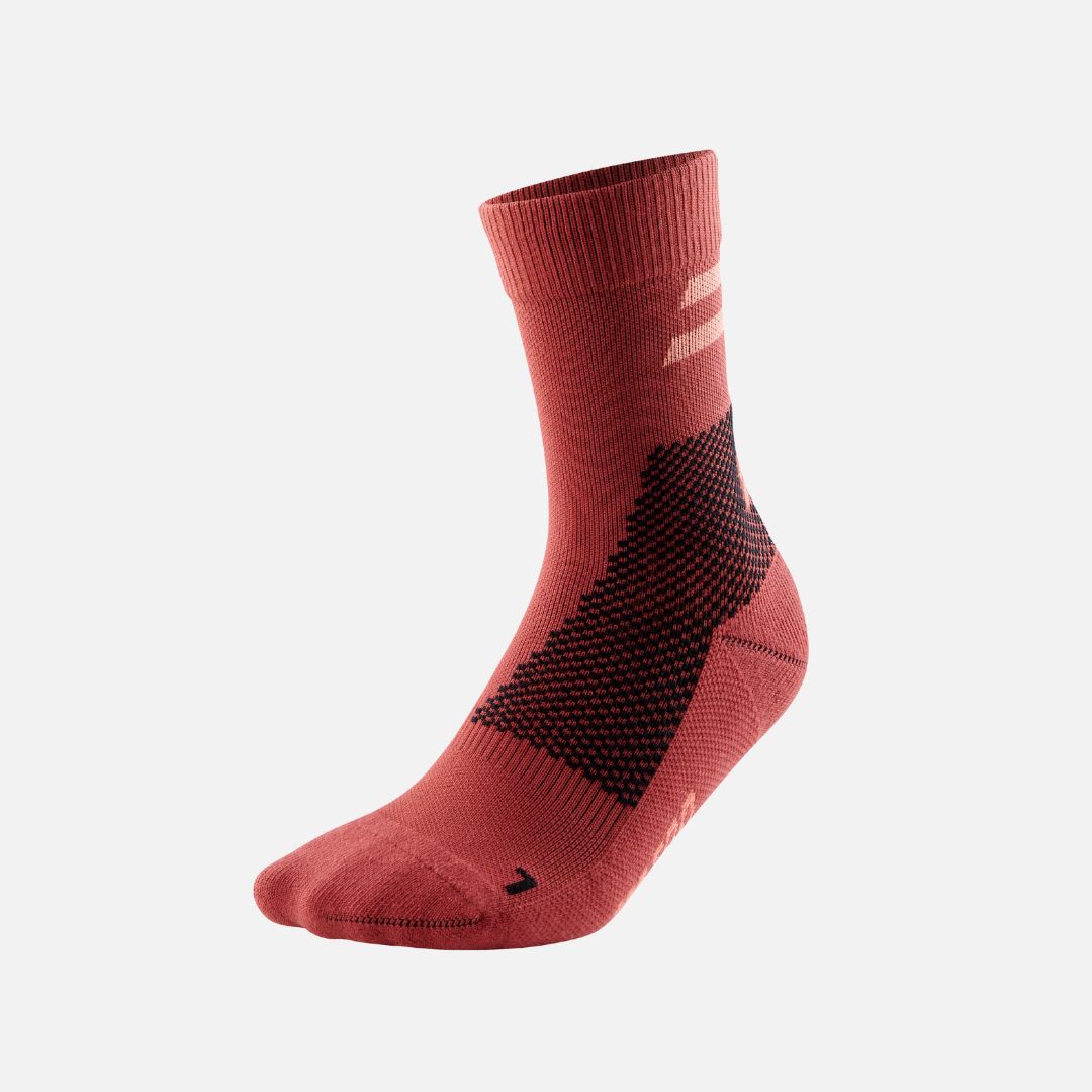 Cep Training Mid Cut Compression Socks, Men - RED