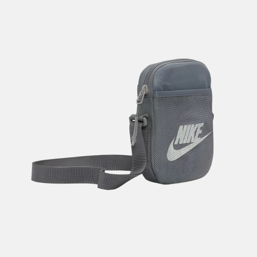 Nike Heritage Cross-Body Bag 1L -Smoke Grey/Smoke Grey/Summit White