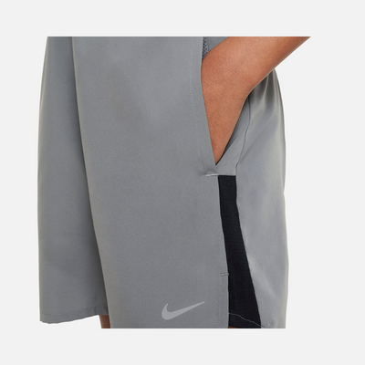 Nike Dri-FIT Challenger Older Kids Training Shorts -Smoke Grey/Black