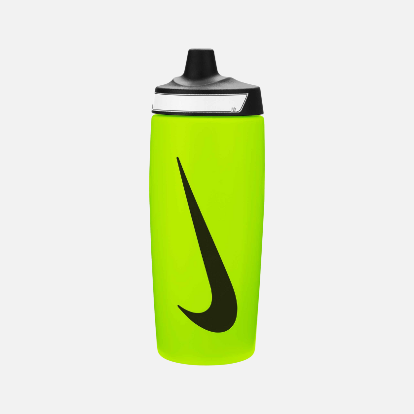 Nike Refuel 18 oz Squeezable Sport Sipper