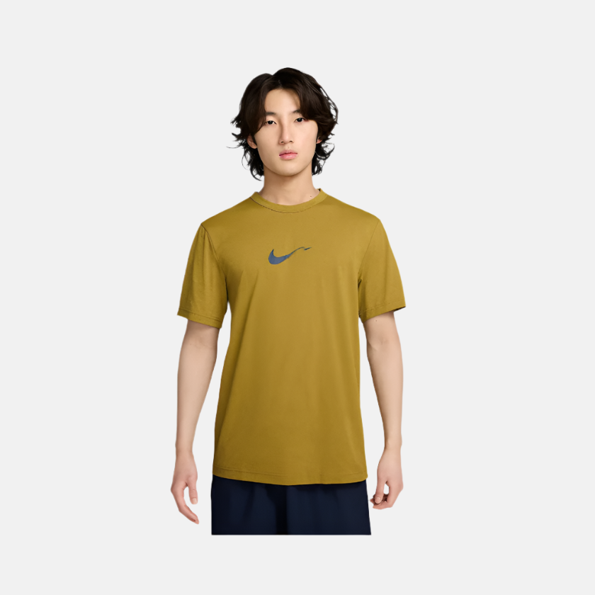 Nike Hyverse Dri-FIT UV Short-Sleeve Men's T-shirt -Desert Moss/Fir