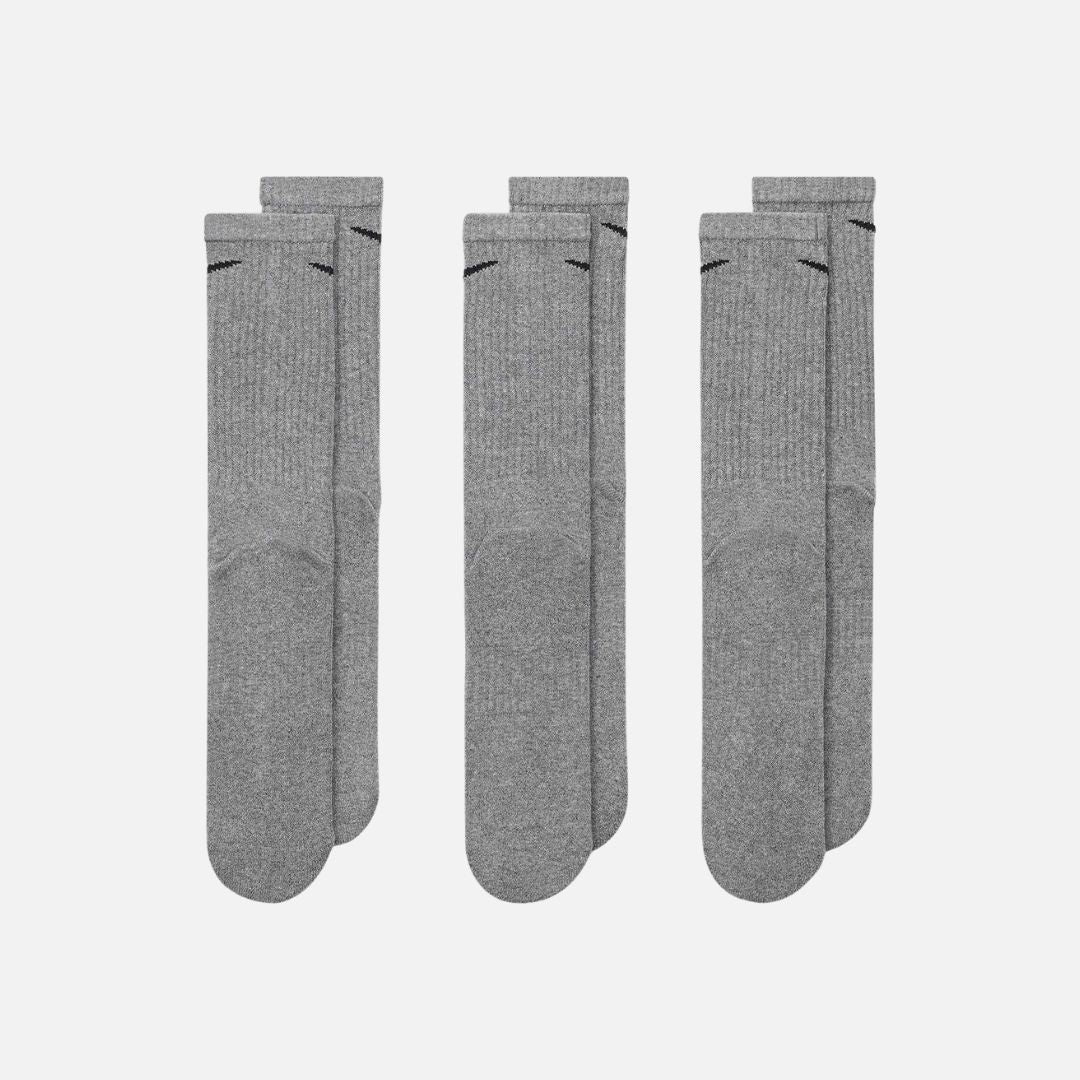 NIke Everyday Cushioned Crew x 3 Socks