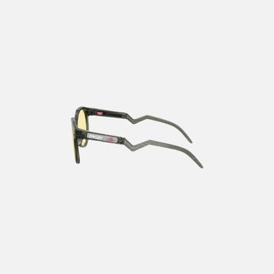 Oakley Men UV Protected Yellow Lens Round Sunglasses