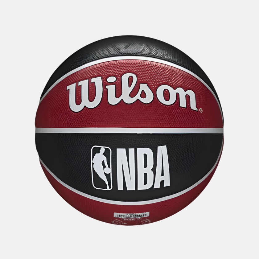 Wilson NBA Team Chicago Bulls BasketBall Size 7 -Red/Black