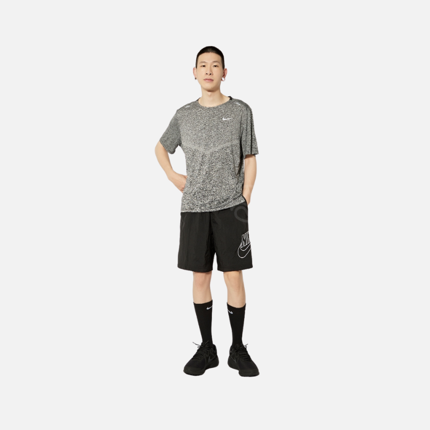 Nike Dri-FIT Rise 365 Men's Short-Sleeve Running Top -Black/Gray