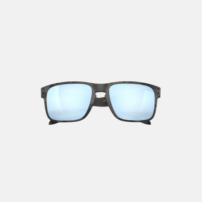 Oakley Holbrook™  – Grey Frame / Prizm™ Blue Polarized Lenses