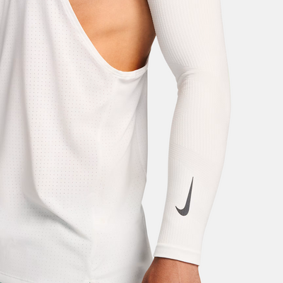 Nike Zoned Arm Sleeves – Summit White/Photon Dust/Black