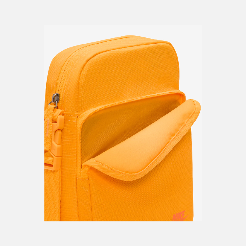 Nike Heritage Cross-Body Bag (4L) -Laser Orange/Laser Orange/Total Orange
