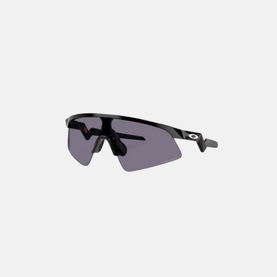 Oakley Resistor Sweep (Youth Fit) – Polished Black Frame / Prizm Grey Lenses