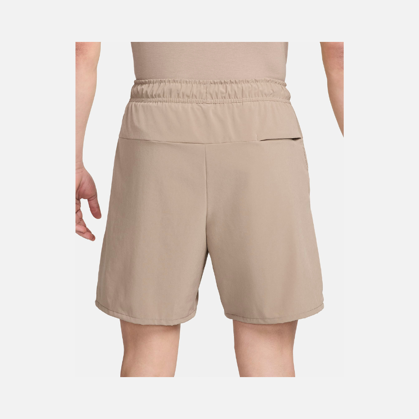 Nike Dri-FIT Unlimited Men's 18cm (approx.) 2-in-1 Versatile Shorts -Khaki/Black/Khaki