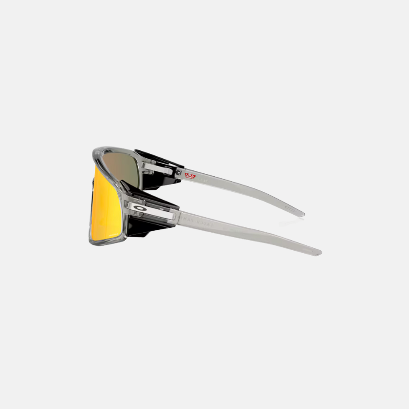 Oakley Latch Panel – Grey Ink Frame with Prizm Ruby Lenses