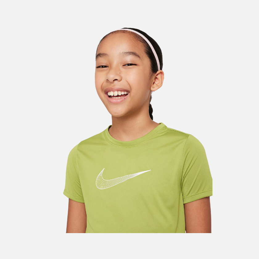 yellow nike training top
