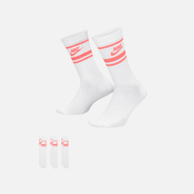 Nike Sportswear Dri-FIT Everyday Essential Crew Socks (3 Pairs)