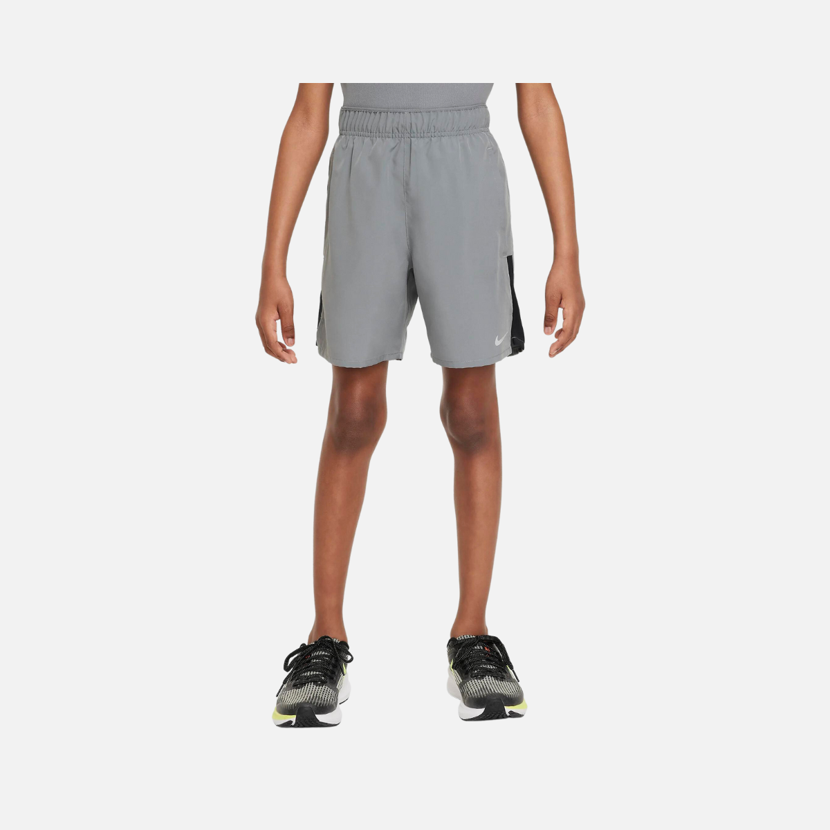 Nike Dri-FIT Challenger Older Kids Training Shorts -Smoke Grey/Black