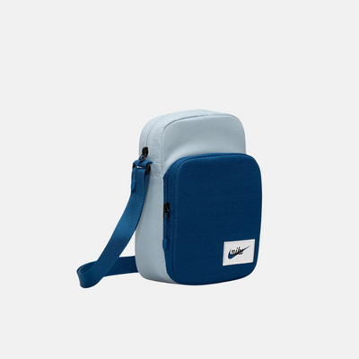 Nike Heritage Crossbody Bag 4L – Light Harmony Blue/Court Blue