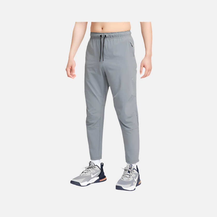 Nike Unlimited Dri-FIT Straight-Leg Versatile Men's Trousers -Smoke Grey/Black/Smoke Grey