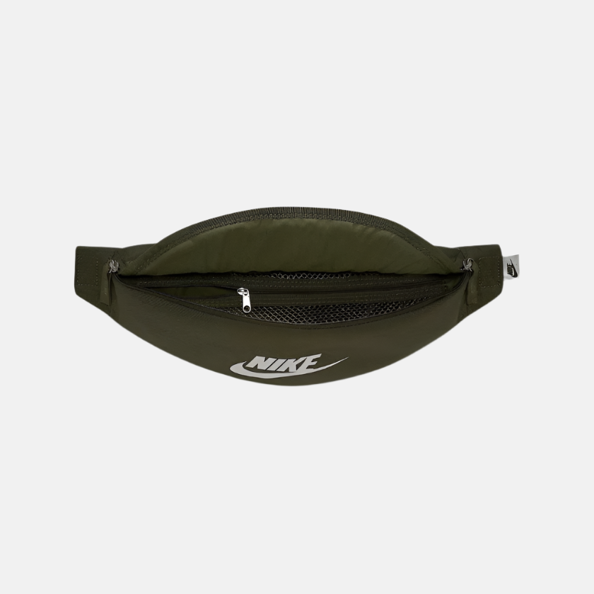 Nike Heritage Waistpack (3L) -Medium Olive/Medium Olive/Summit White