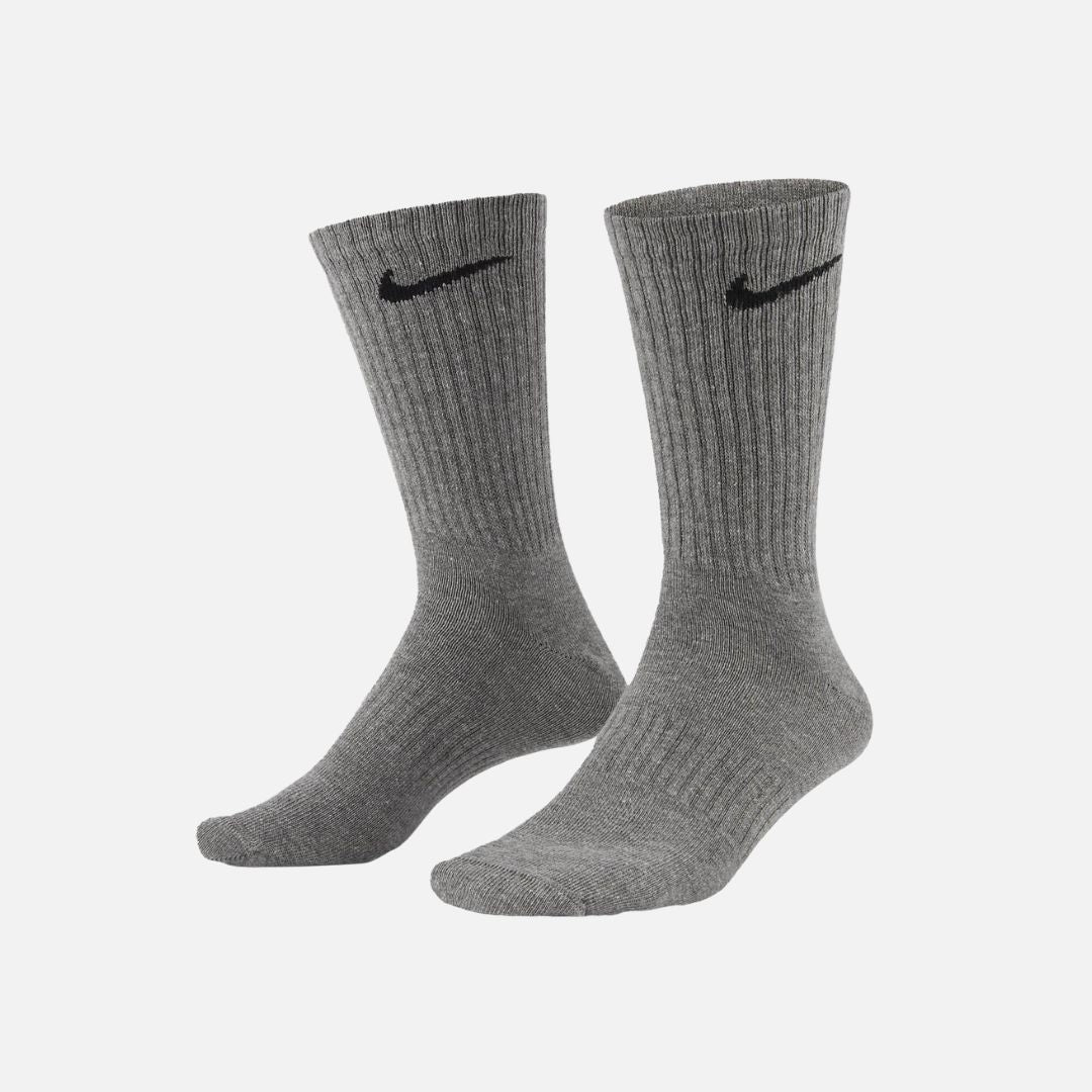 NIke Everyday Cushioned Crew x 3 Socks