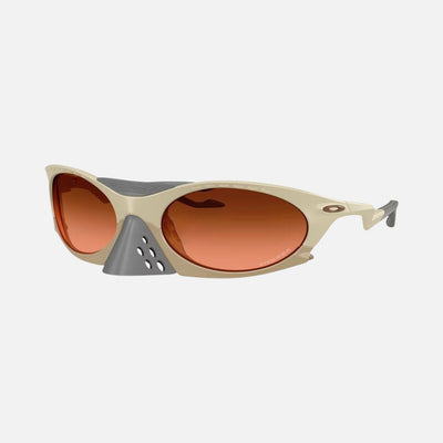 Oakley Plantaris Sunglasses Matte Sand/Prizm Brown Gradient Lenses