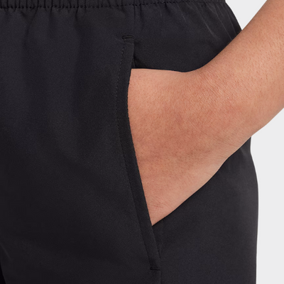 Nike Academy Older Kids' Dri-FIT Football Shorts