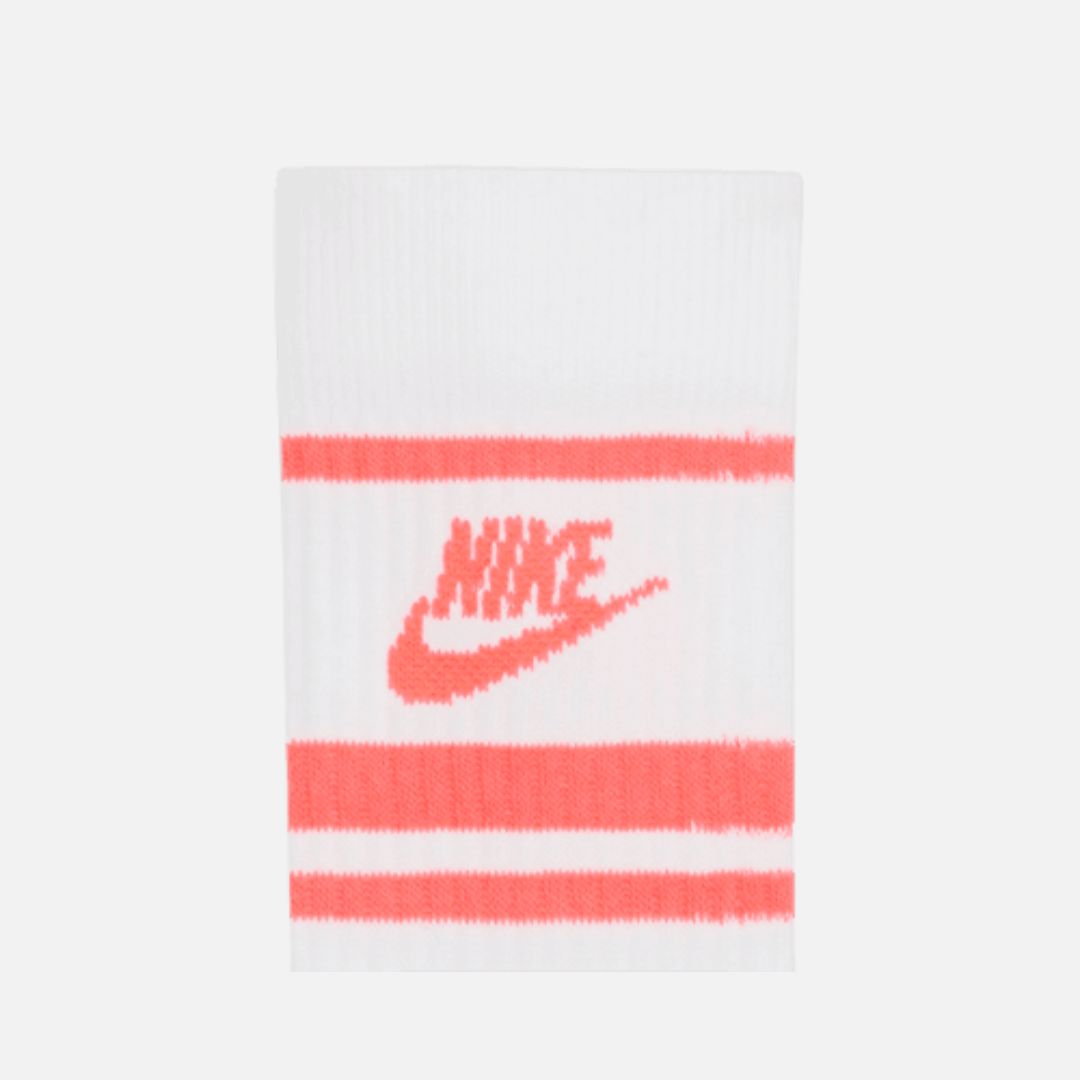 Nike Sportswear Dri-FIT Everyday Essential Crew Socks (3 Pairs)