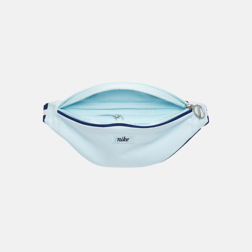Nike Heritage Retro Hip Pack Small, 1L – Glacier Blue/Blue Void