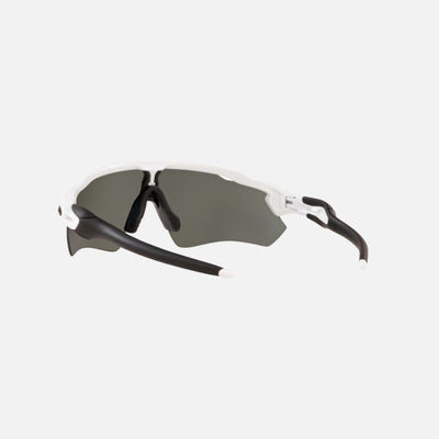 Oakley Sunglasses Bundle RADAR EV PATH Polished White and Eyewear Cleaning Kit