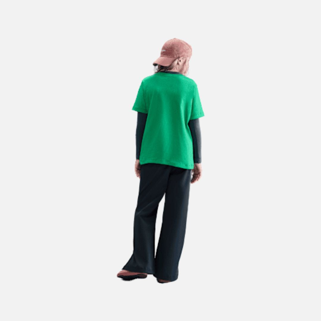 Nike Sportswear Older Kids' T-Shirt