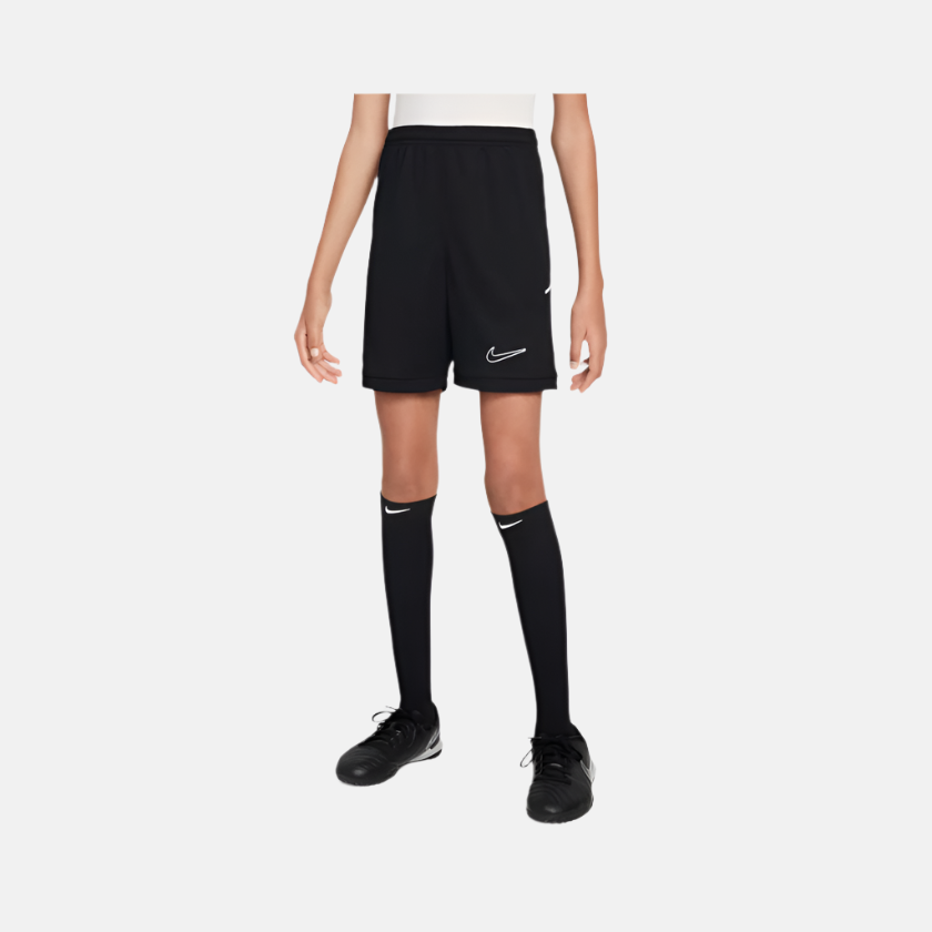 Nike Academy Older Kids' Dri-FIT Football Shorts