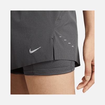 Nike Swift Women's Dri-FIT Mid-Rise 2-in-1 Running Shorts