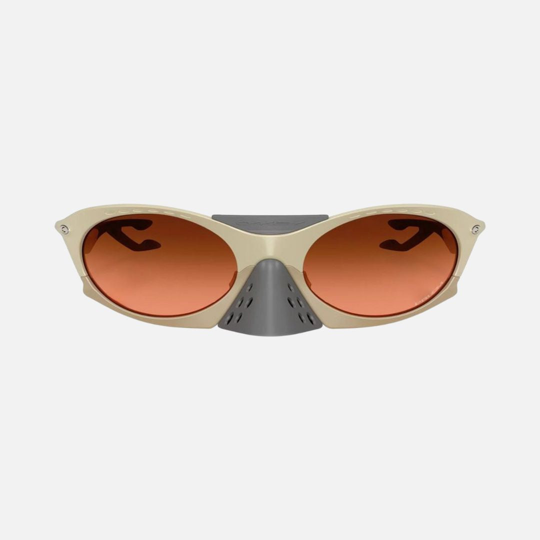 Oakley Plantaris Sunglasses Matte Sand/Prizm Brown Gradient Lenses