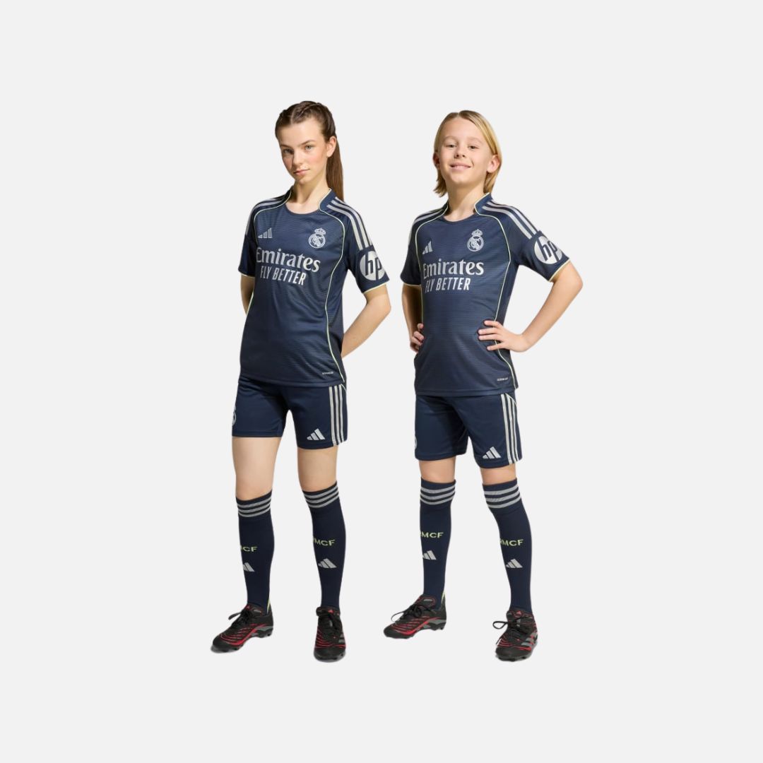 Adidas Real Madrid 25/26 Away Shorts Kids legend link