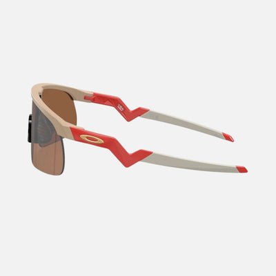 Oakley Youth Resistor Sunglasses Patrick Mahomes Matte Terrain Tan/Prizm Tungsten Lenses
