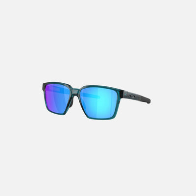Oakley Unisex UV Protected Blue Lens Sqaure Sunglasses