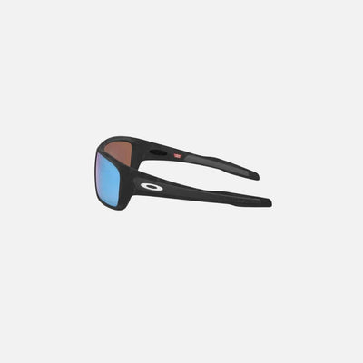 Oakley Men UV Protected Rectangle Sunglasses