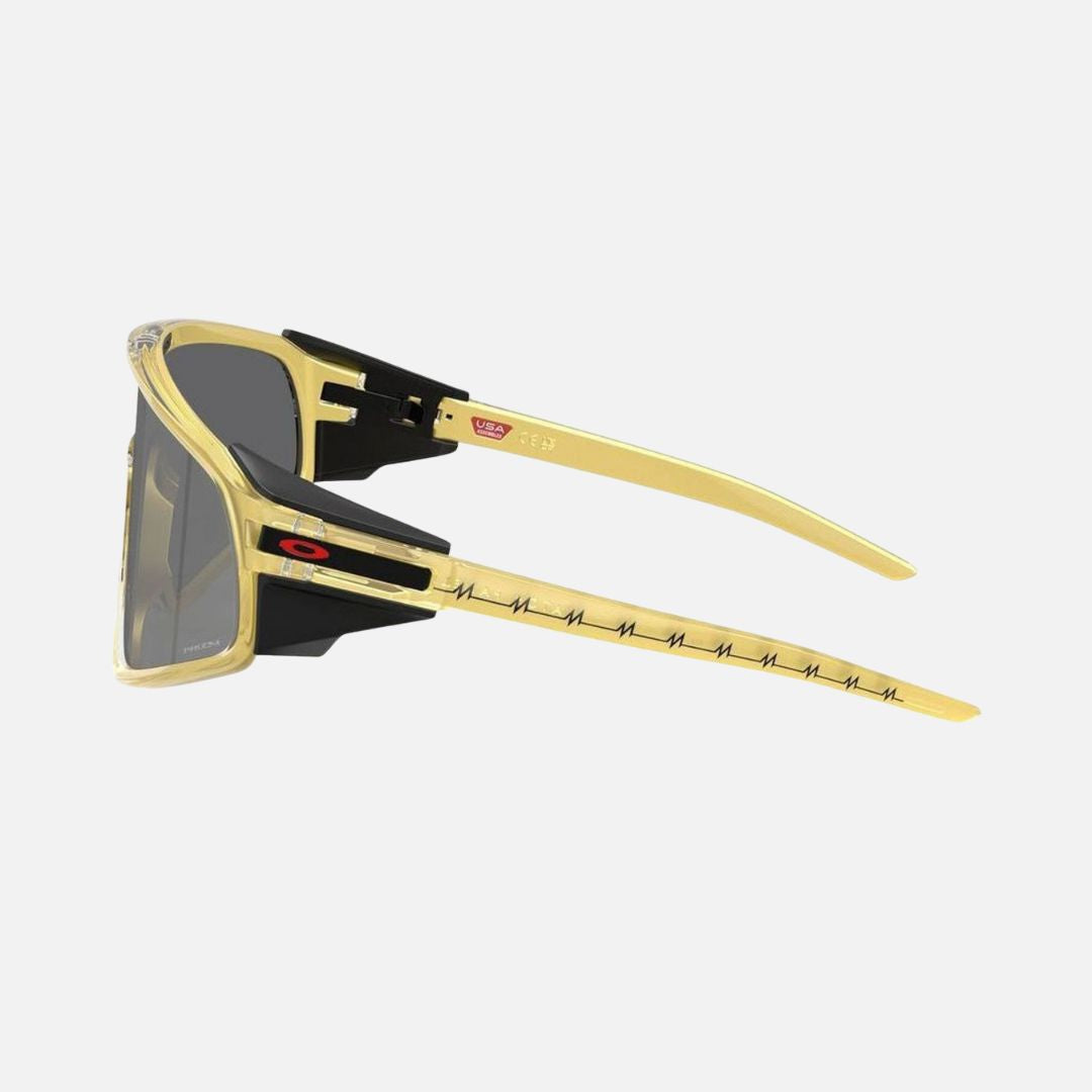 Oakley Latch Panel Sunglasses Gold Grass/Prizm Black Lenses