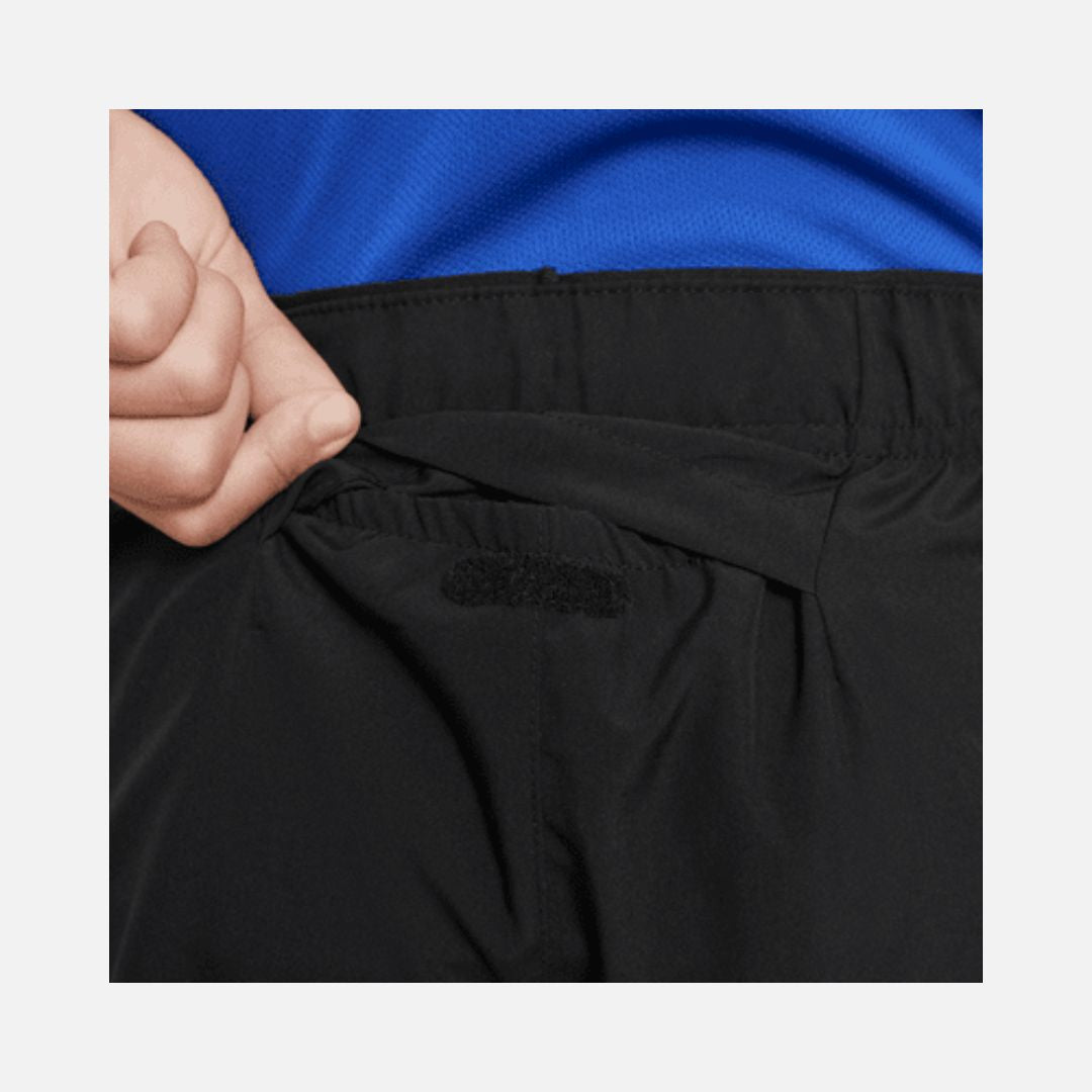 Nike Dri-FIT Challenger Older Kids' (Boys') Training Shorts