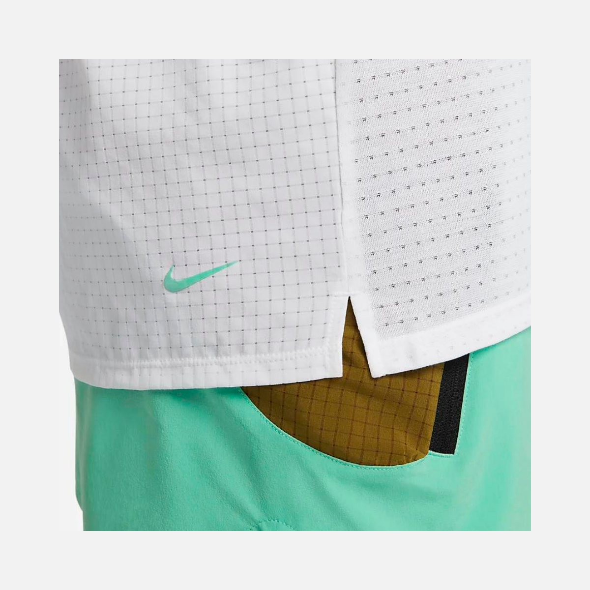 Nike Dri-FIT Trail Solar Chase Men's Short-Sleeve Trail-Running Top -White/Spring Green