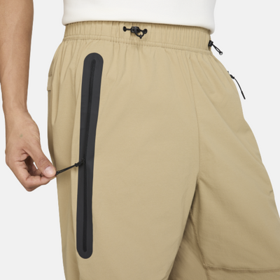 Nike Tech Men’s Woven Trousers – Olive/Neutral