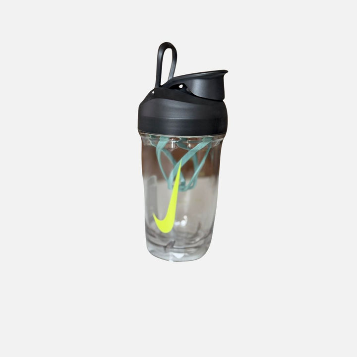 nike tr hypercharge 24 oz shaker bottle