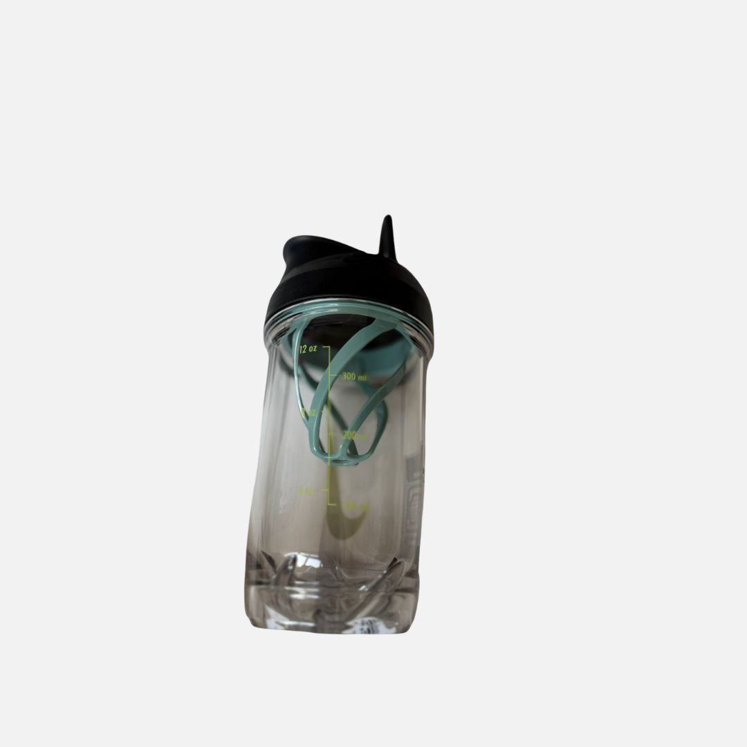 Nike TR Recharge 2.0 Shaker Bottle – 16oz (470ml)