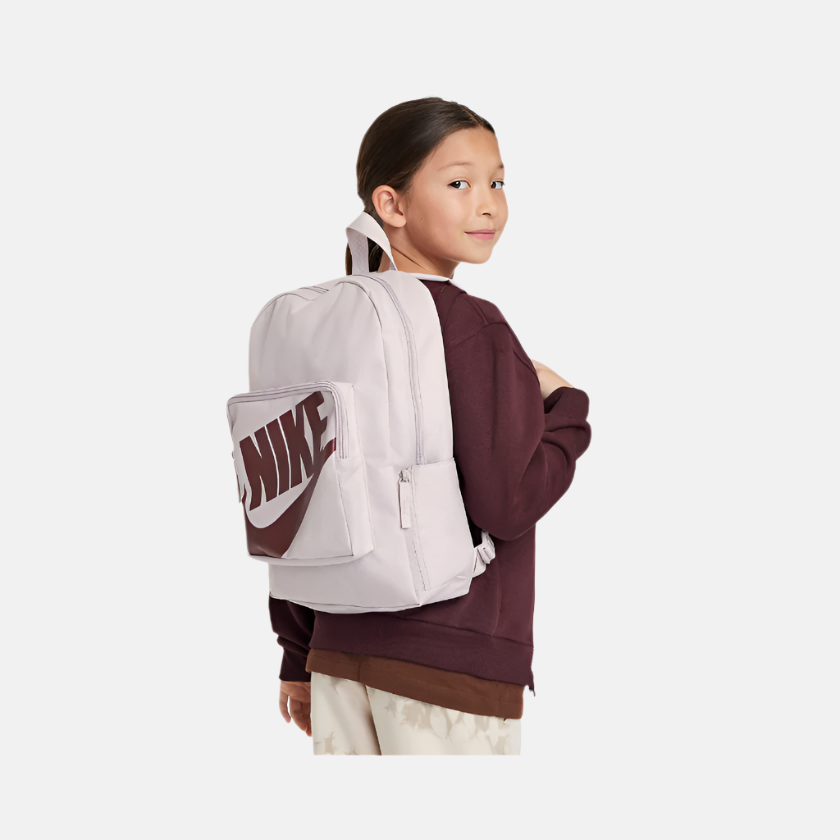 Nike Classic Kids' Backpack 16L -Platinum Violet/Platinum Violet/Dark – Gambol Nike Classic Kids' Backpack 16L -Platinum Violet/Platinum Violet/Dark – Gambol