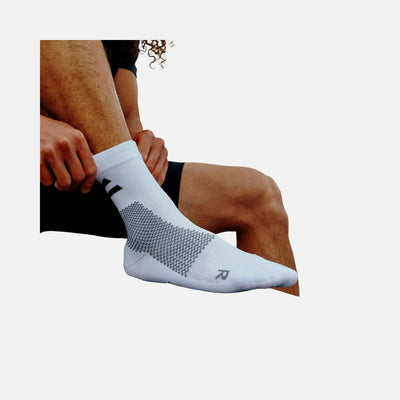 Cep Training Mid Cut Compression Socks, Men -  White